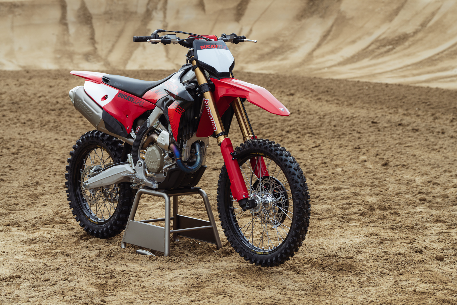 02 MY27 DUCATI DESMO450MX FACTORY STATICS 5